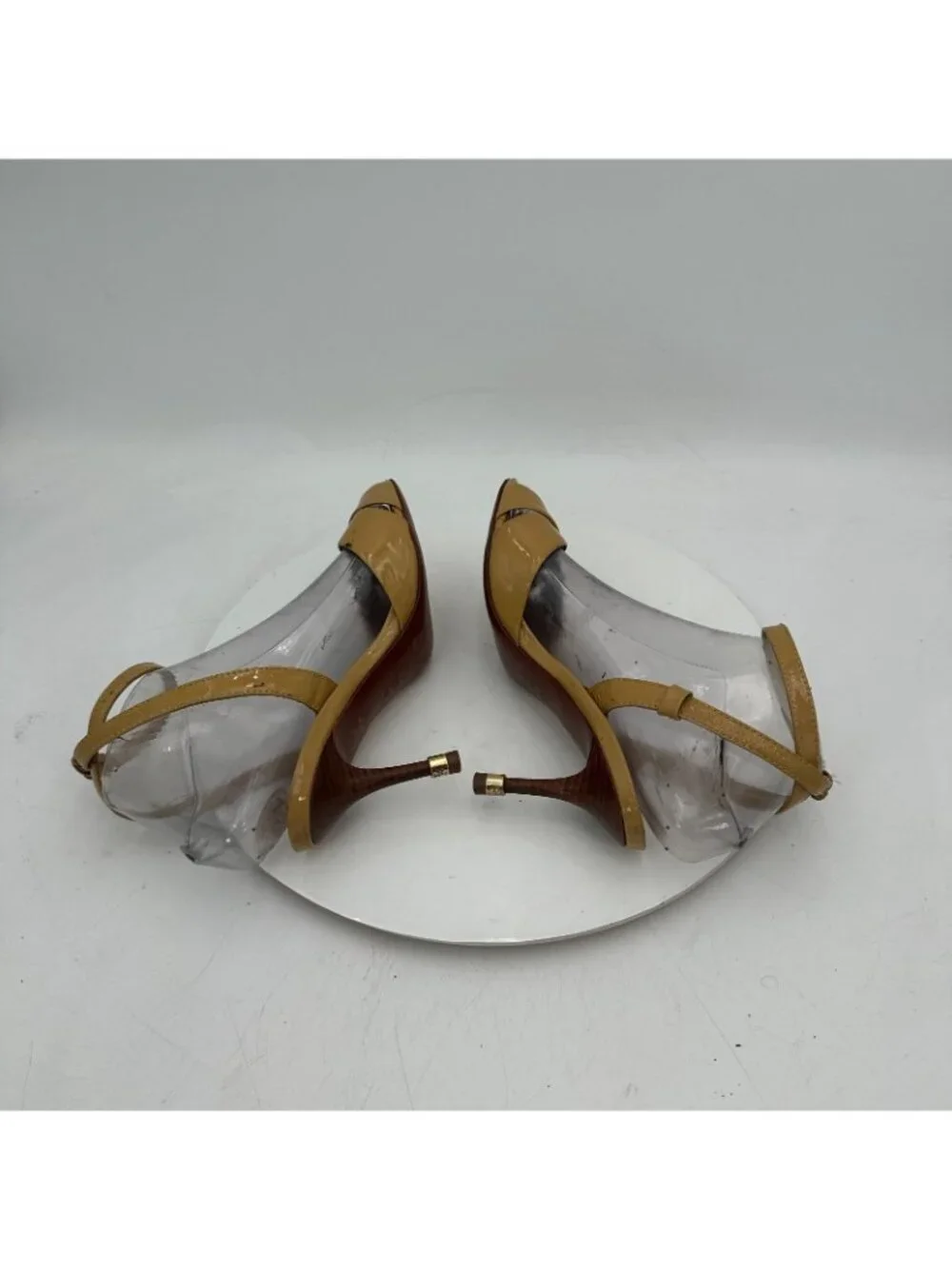 Tory Burch Tania Women Size 6M Tan Patent Leather Ankle Strap Heel Sandal